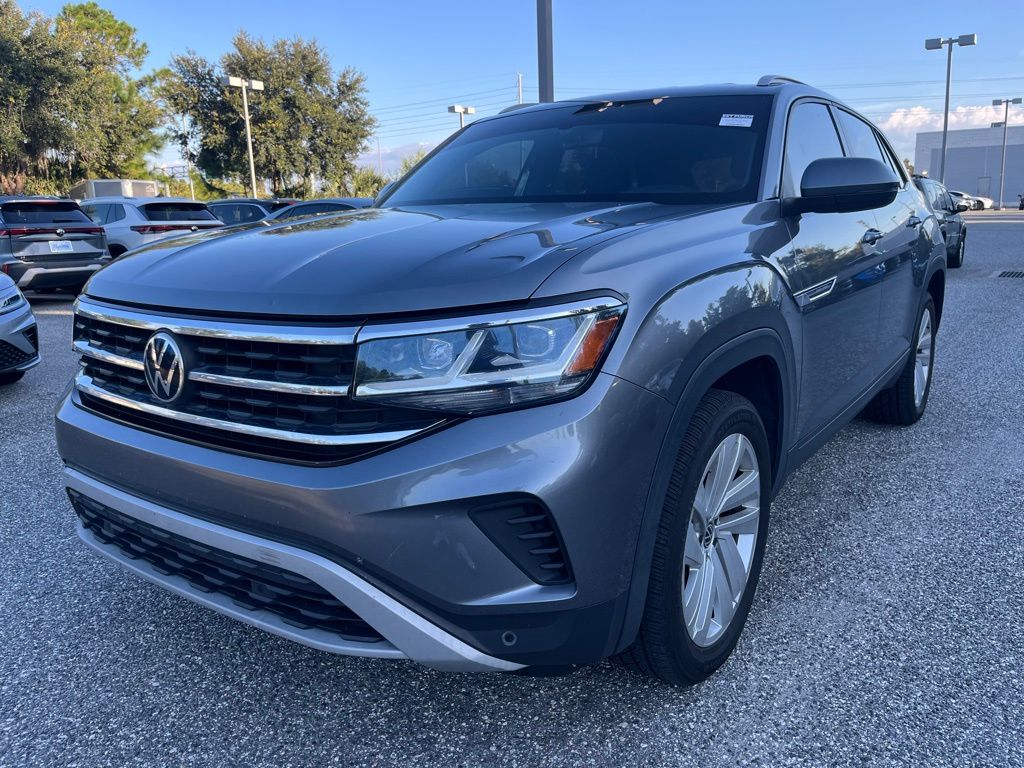 2022 Volkswagen Atlas Cross Sport SE w/Tech's photo