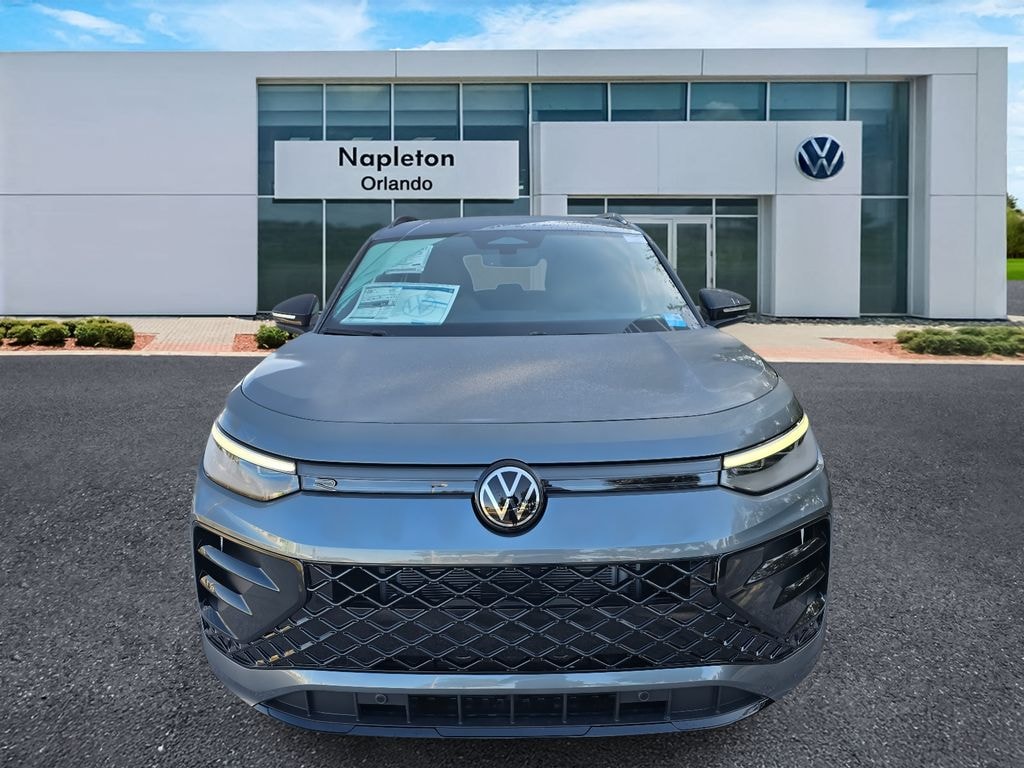 New 2026 Volkswagen Tiguan 2.0T SE R-Line Black SUV