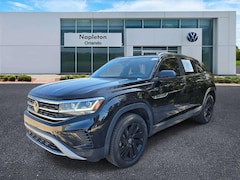 2022 Volkswagen Atlas Cross Sport 2.0T SE w/Technology SUV