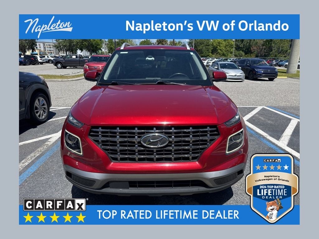 Used 2023 Hyundai Venue Limited SUV