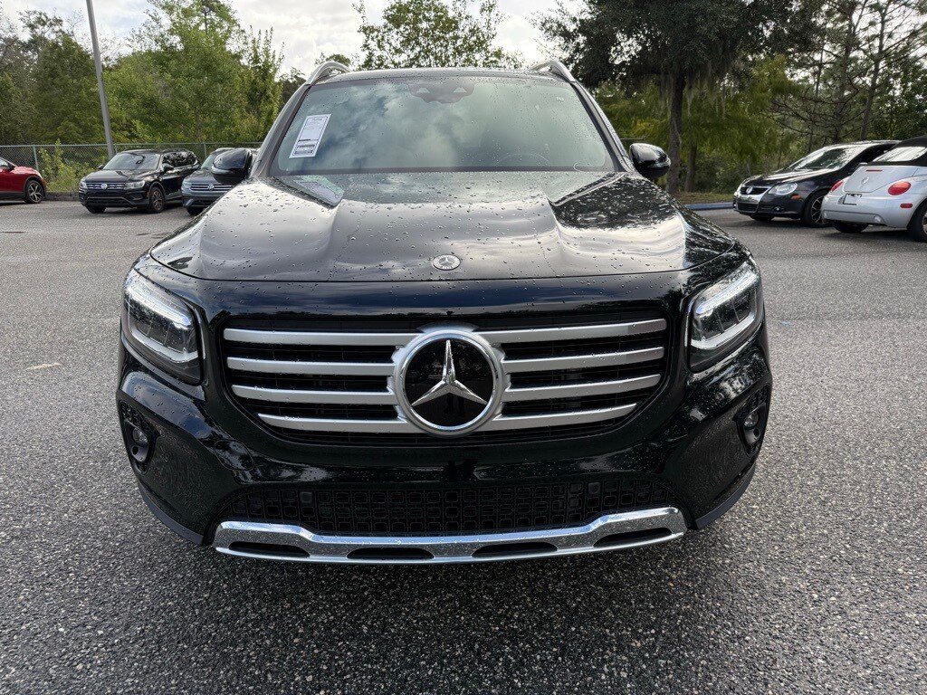 2024 Mercedes Benz GLB 250 photo 2