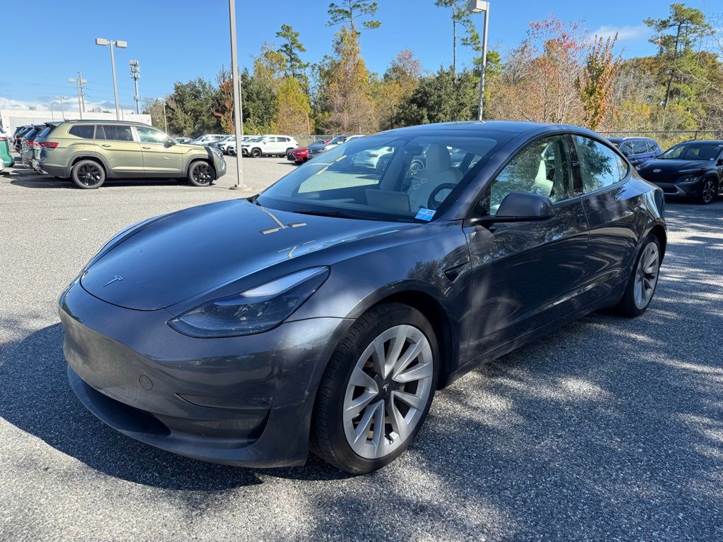 2023 Tesla Model 3 Base's photo