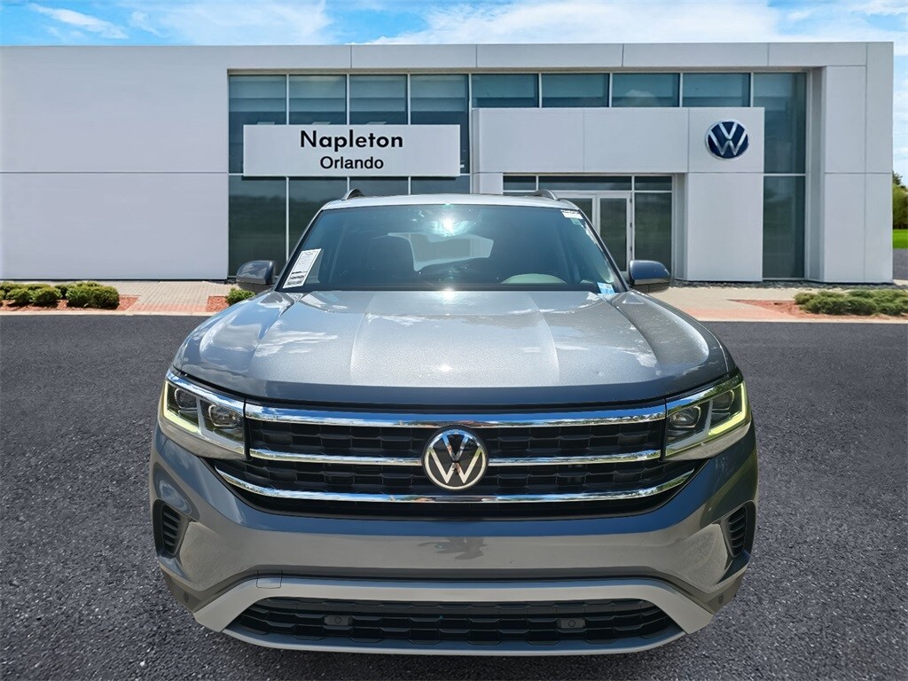 Used 2022 Volkswagen Atlas SE w/Tech with VIN 1V2JR2CA6NC539026 for sale in Orlando, FL