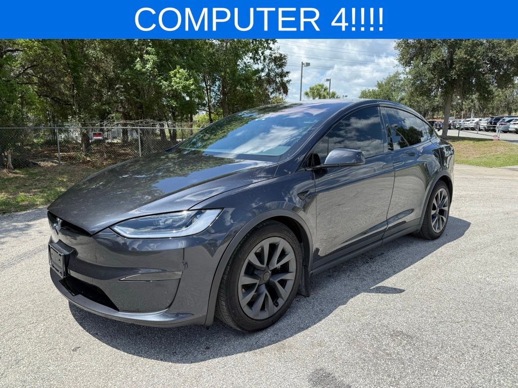 2023 Tesla Model X Long Range's photo