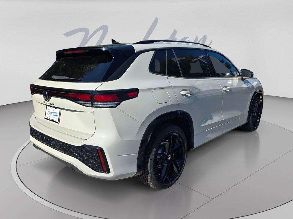 New 2026 Volkswagen Tiguan 2.0T SE R-Line Black SUV