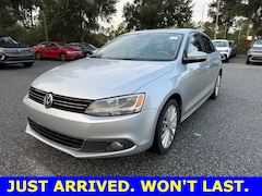 2014 Volkswagen Jetta 1.8T SEL Sedan
