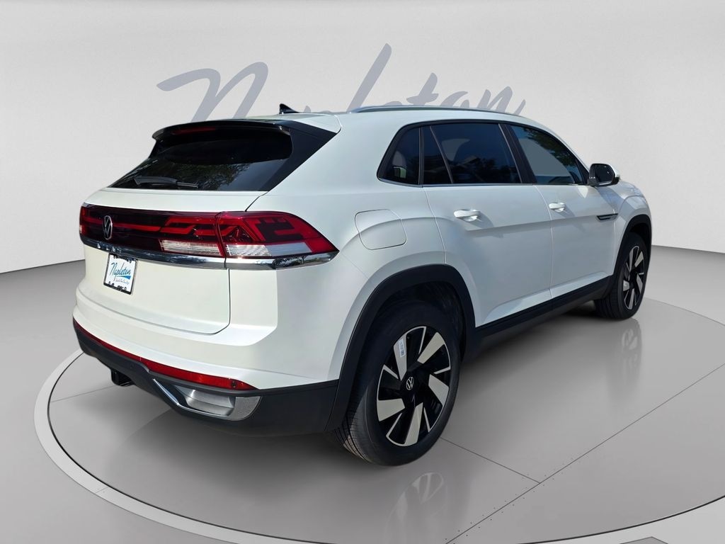 New 2026 Volkswagen Atlas Cross Sport 2.0T SE w/Technology SUV
