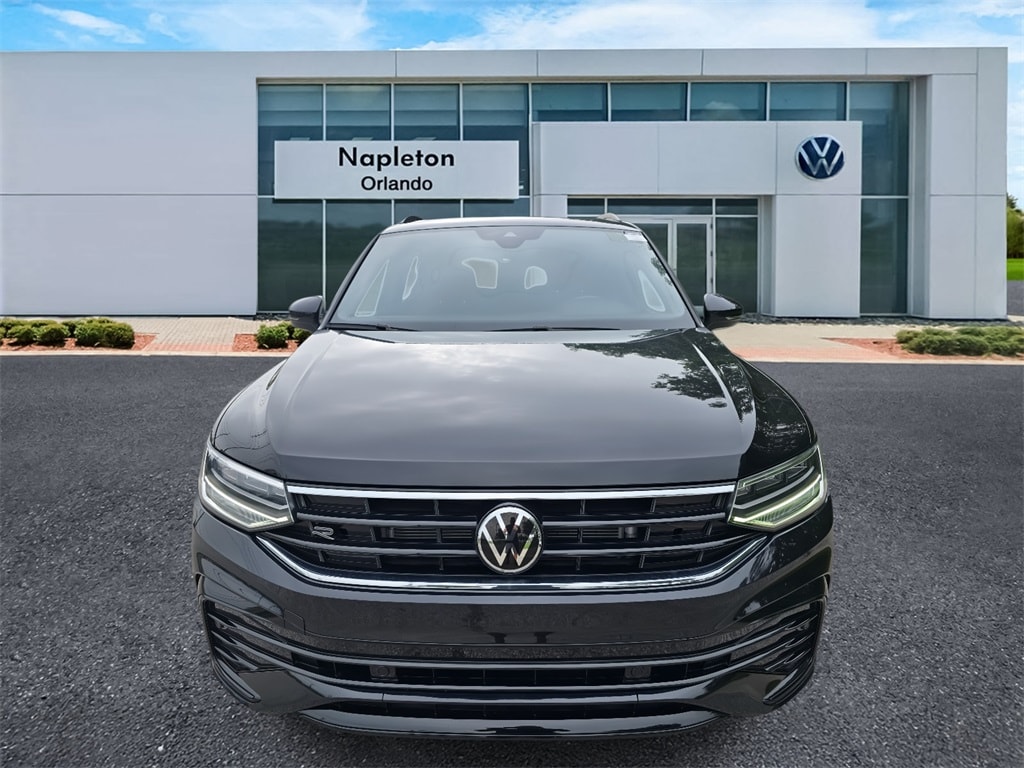 Used 2024 Volkswagen Tiguan SE R-LINE BLACK with VIN 3VVCB7AX4RM003362 for sale in Orlando, FL