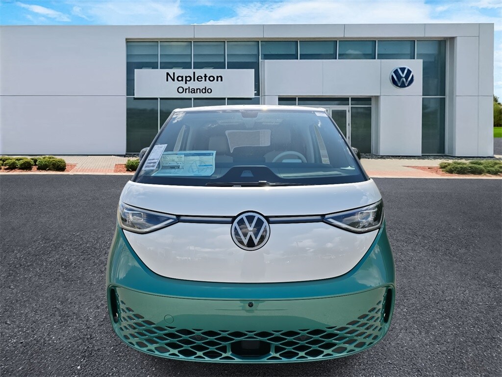 2025 Volkswagen ID. Buzz photo 2