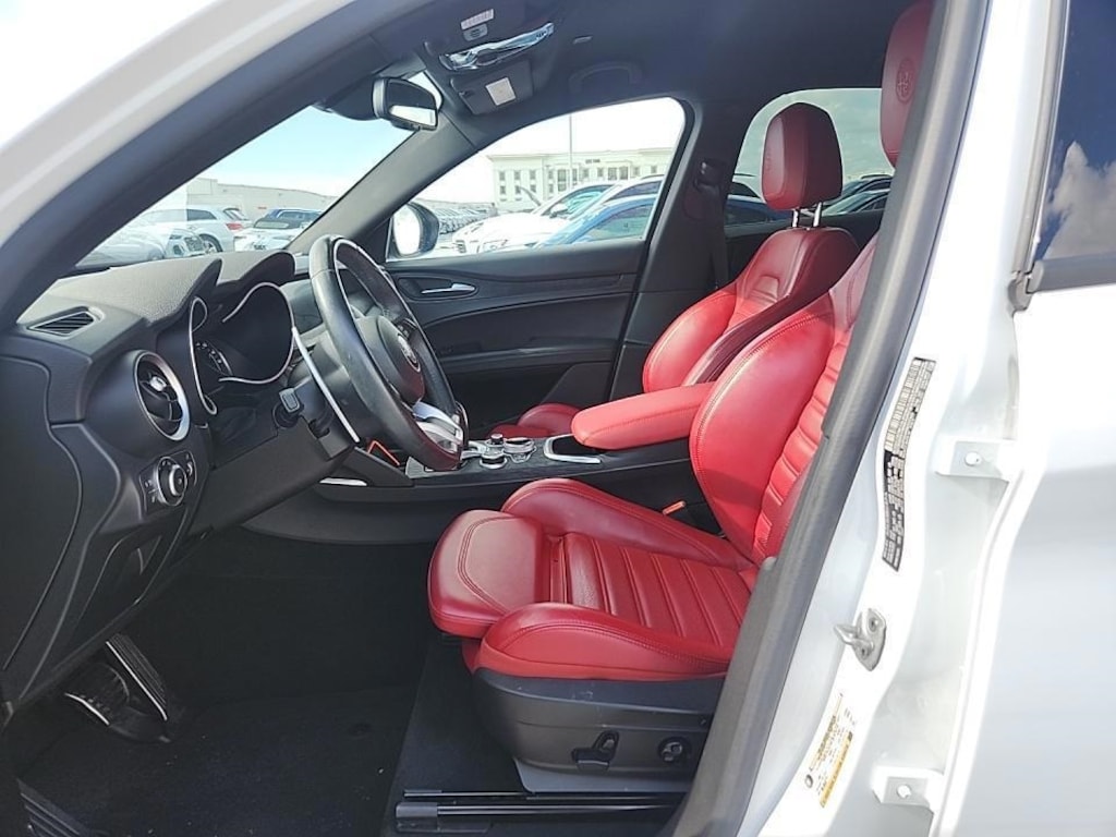 Used 2022 Alfa Romeo Stelvio Sprint SUV