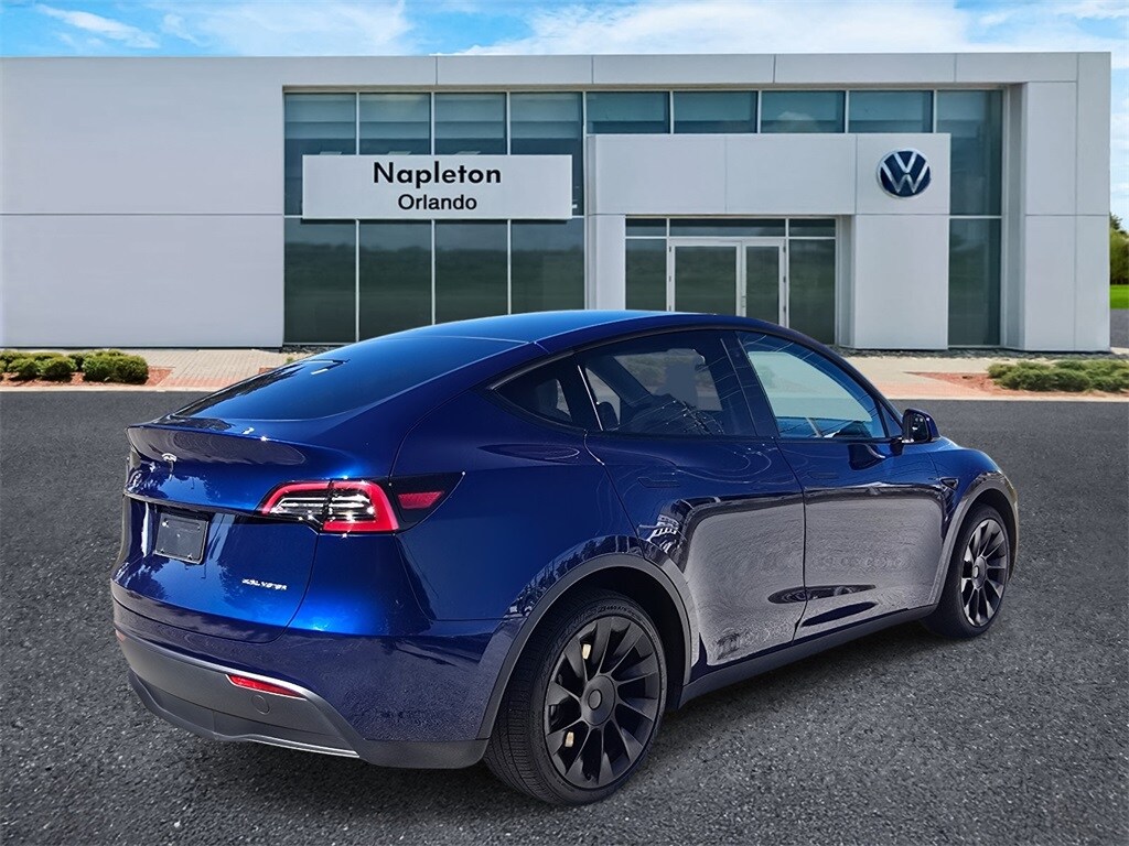 2023 Tesla Model Y Long Range photo 4