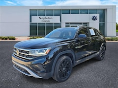 2022 Volkswagen Atlas Cross Sport 2.0T SE w/Technology SUV