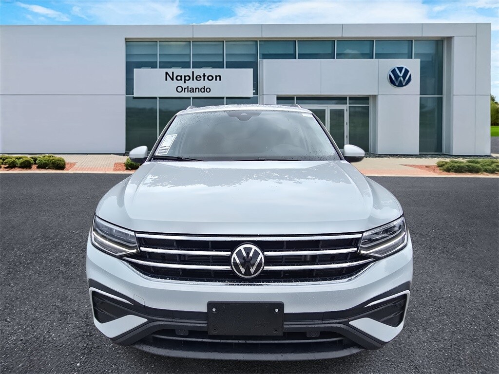 Used 2024 Volkswagen Tiguan SE with VIN 3VV3B7AX3RM124500 for sale in Orlando, FL