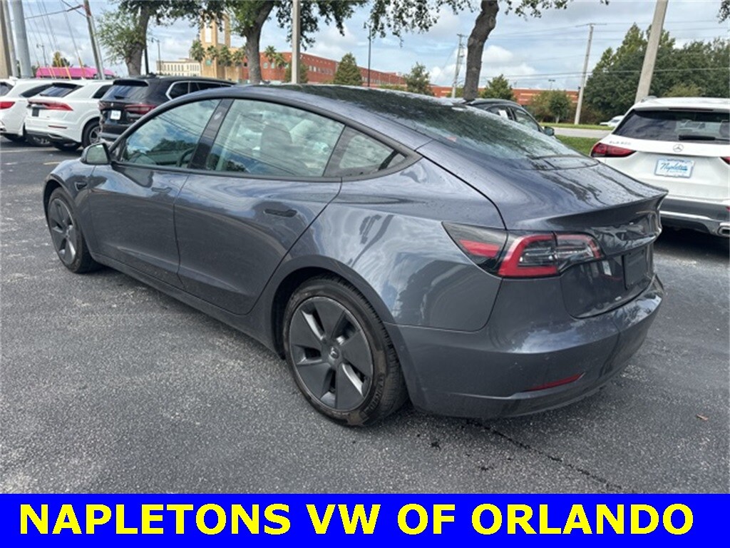 2021 Tesla Model 3 Standard Range Plus photo 4