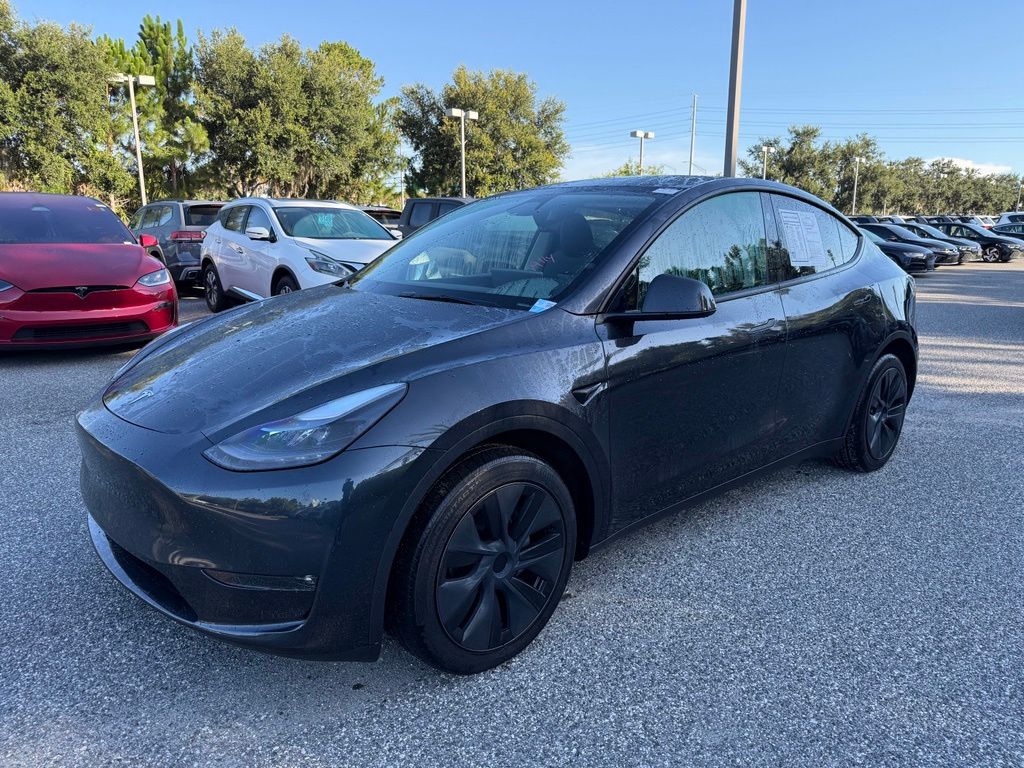 2024 Tesla Model Y Long Range Dual Motor All-Wheel Drive's photo
