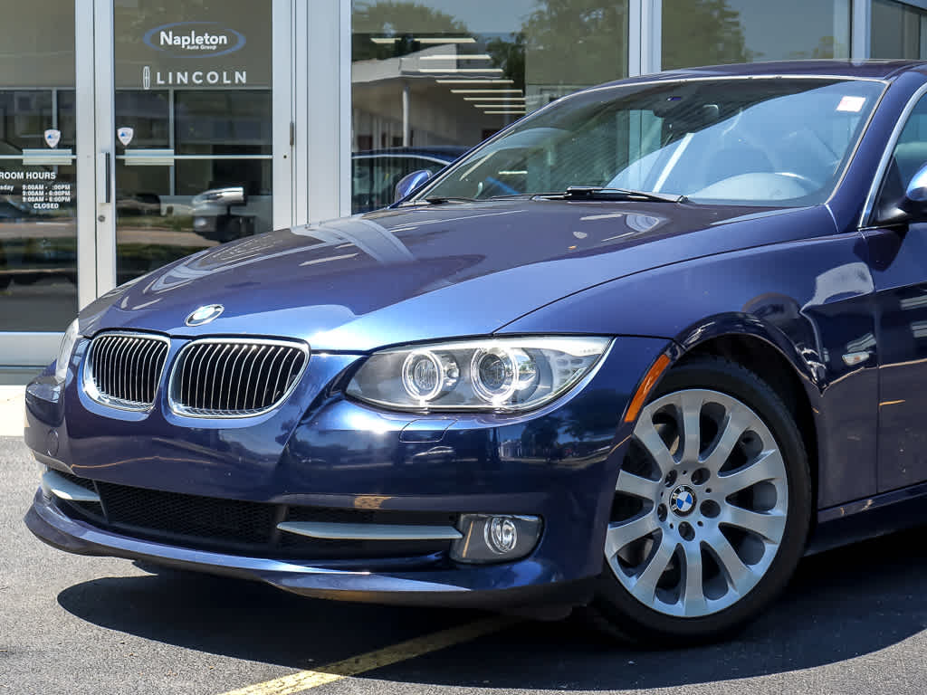 Used 2011 BMW 3 Series 328i with VIN WBAKE3C52BE444714 for sale in Glenview, IL