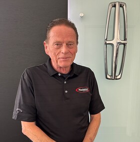 Staff member Gerry Zwolski from ID_7c693f1621b2