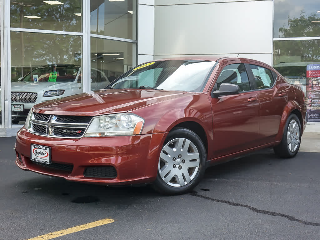 2012 Dodge Avenger SE's photo