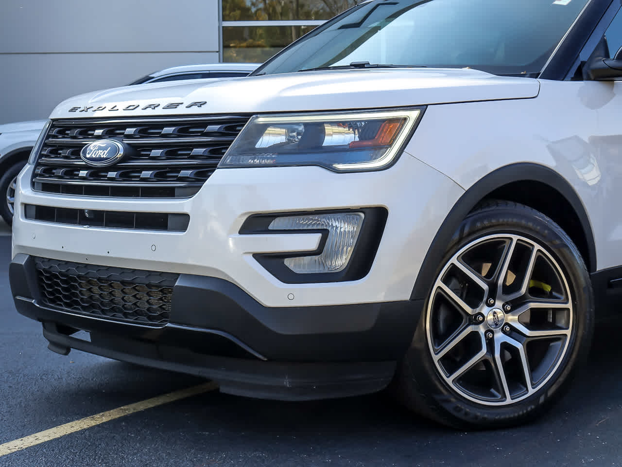 Used 2016 Ford Explorer Sport with VIN 1FM5K8GT8GGC11426 for sale in Glenview, IL