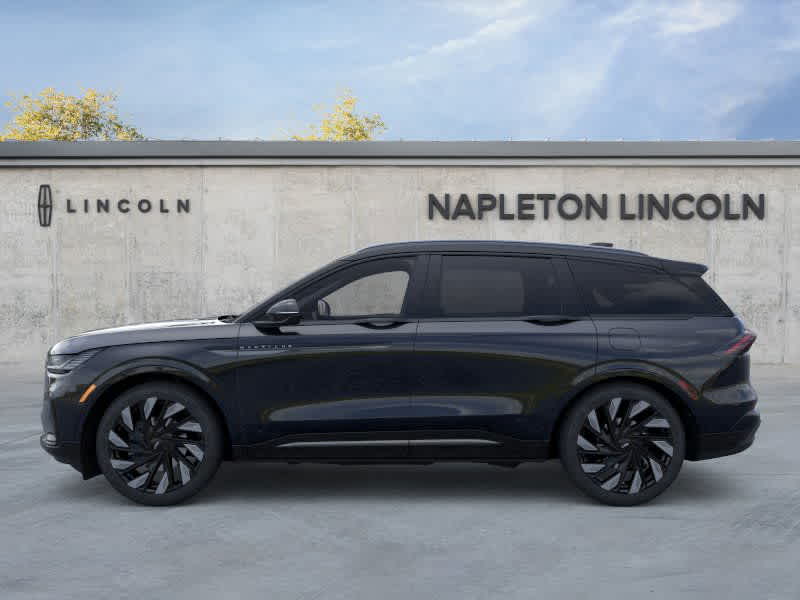 2026 Lincoln Nautilus Reserve photo 2