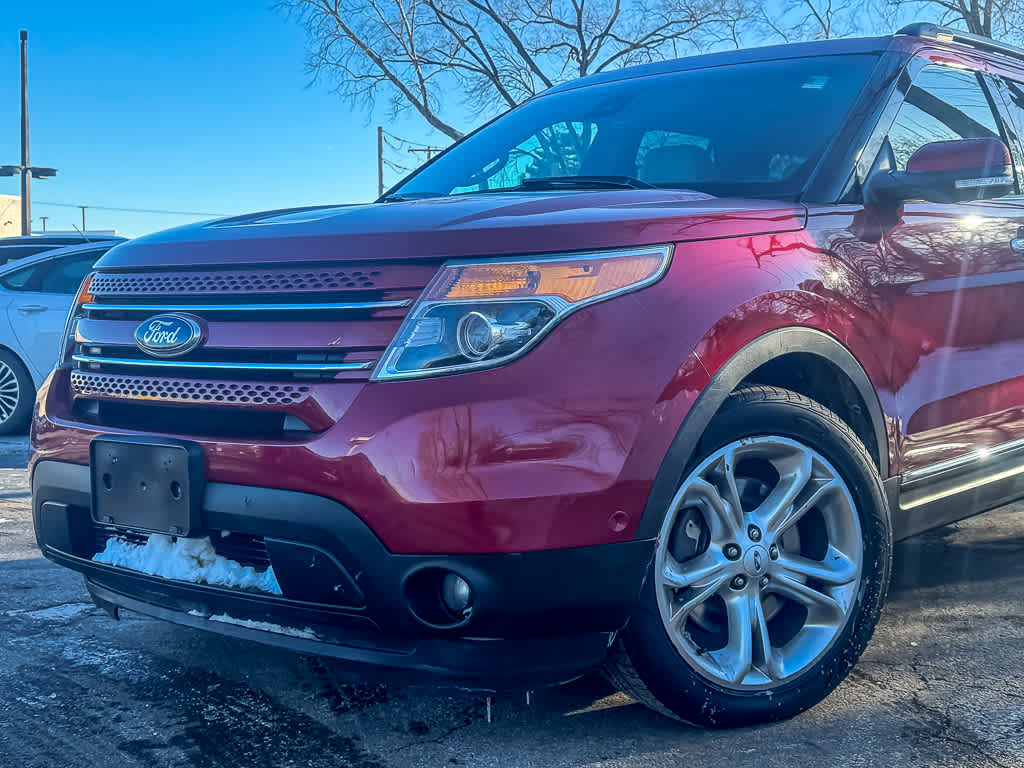 Used 2014 Ford Explorer Limited with VIN 1FM5K8F88EGC10884 for sale in Glenview, IL