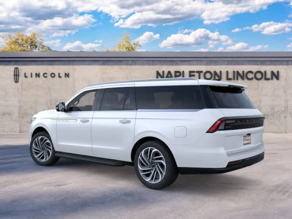 New 2026 Lincoln Navigator L Premiere 4x4