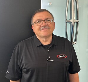 Staff member Peter Radlowski from ID_7c693f1621b2