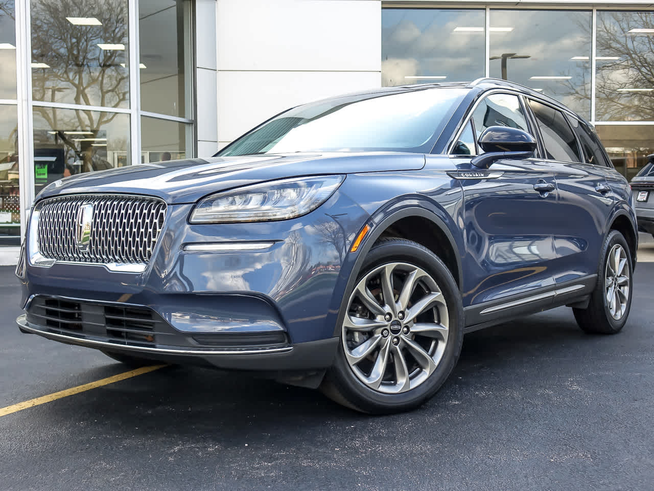2022 Lincoln Corsair Base