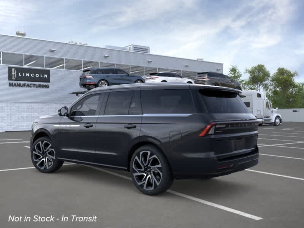 New 2026 Lincoln Navigator Reserve 4x4