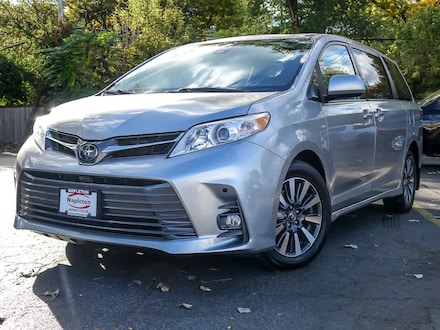 2020 Toyota Sienna XLE AWD 7-Passenger (Natl)