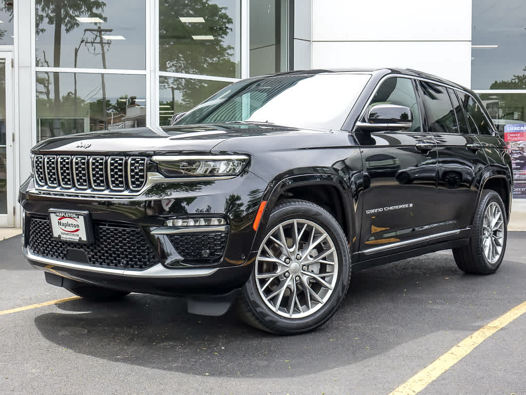 2022 Jeep Grand Cherokee Summit 4x4's photo