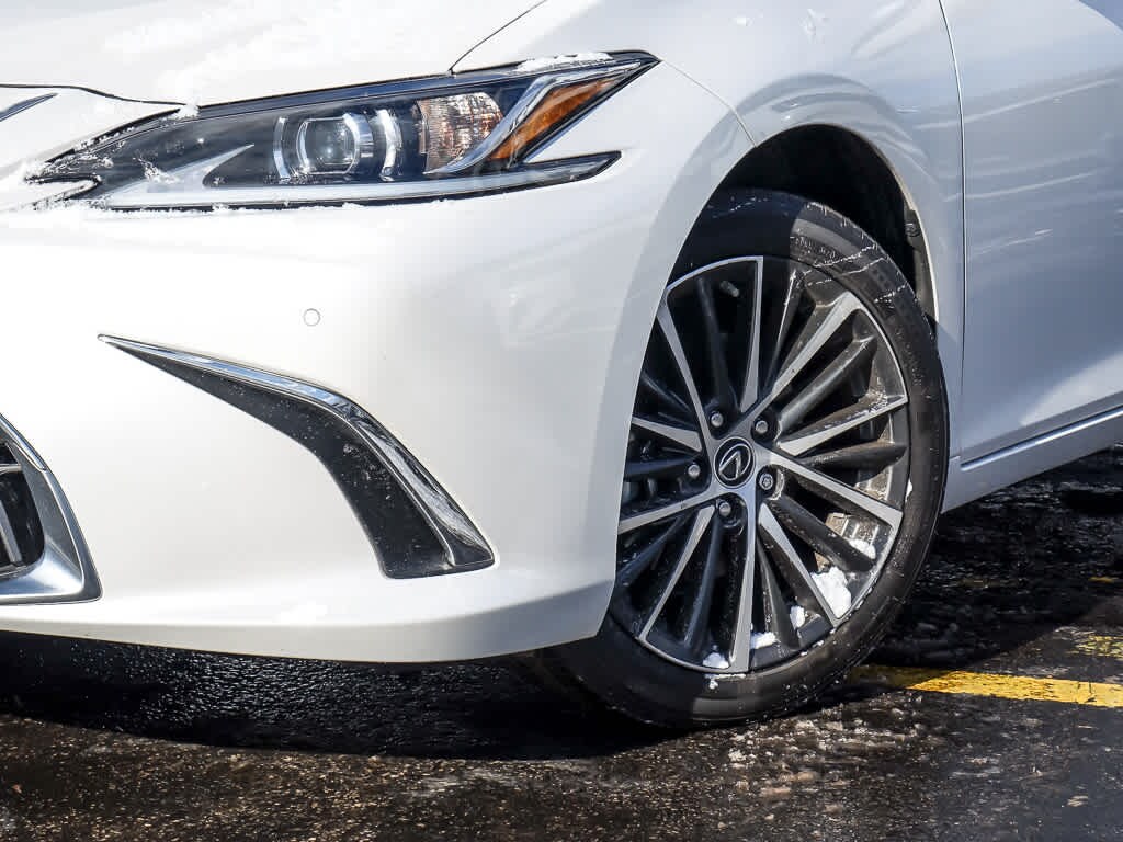 Used 2024 Lexus ES FWD