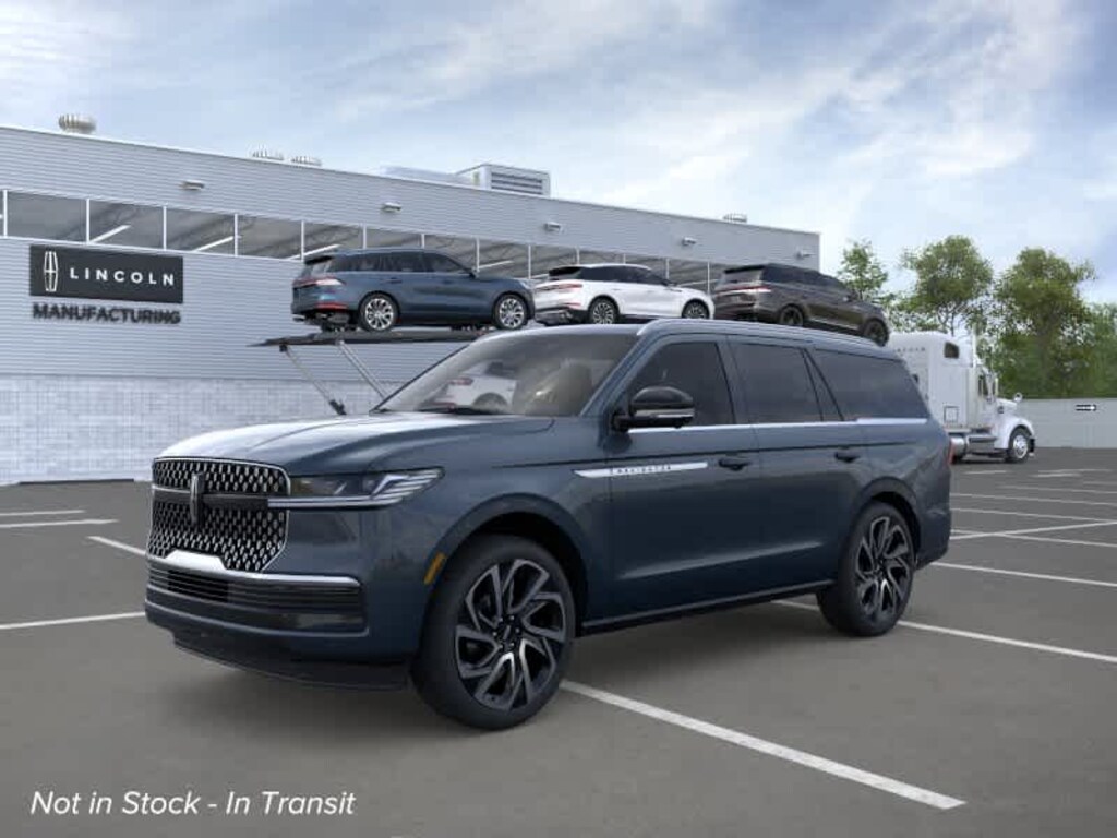 New 2026 Lincoln Navigator Reserve 4x4