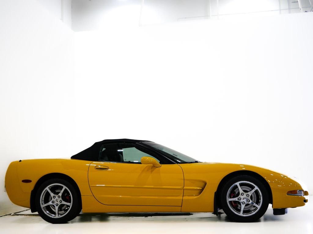 Used 2004 Chevrolet Corvette Base Convertible