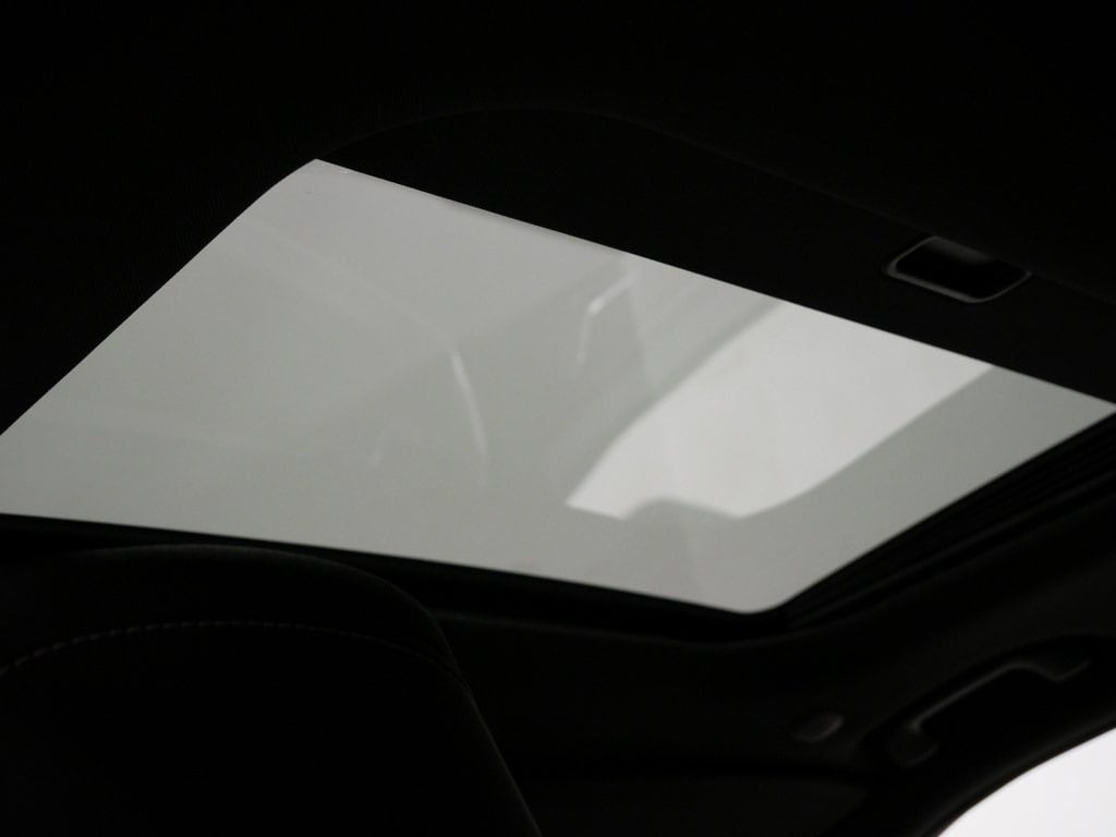 New 2025 Jeep Grand Cherokee LAREDO X 4X4 Sport Utility