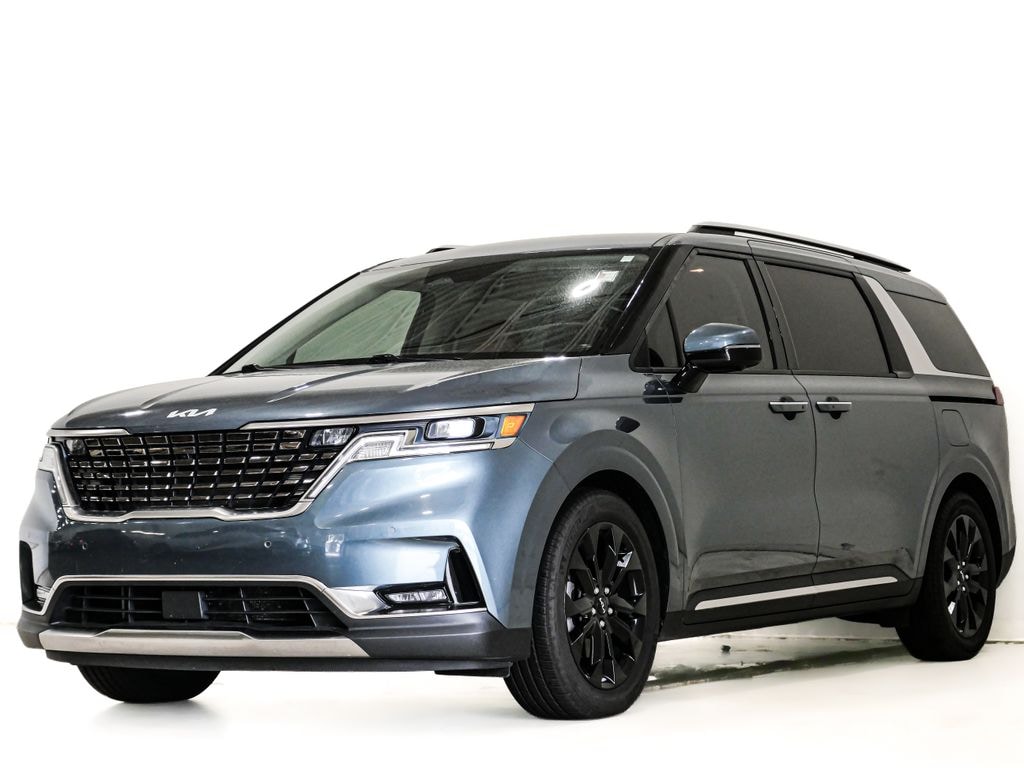 Used 2023 Kia Carnival SX Minivan/Van