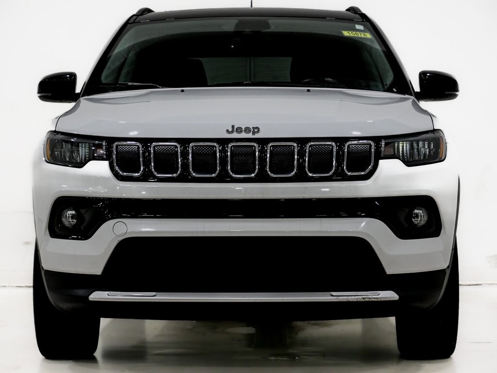 2022 Jeep Compass Limited photo 2