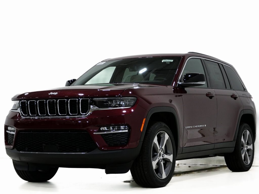 New 2025 Jeep Grand Cherokee LIMITED 4X4 Sport Utility