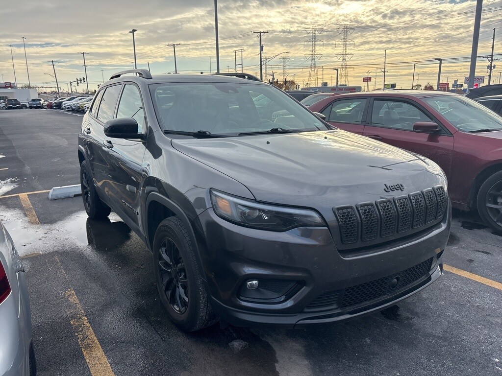2023 Jeep Cherokee Altitude photo 3