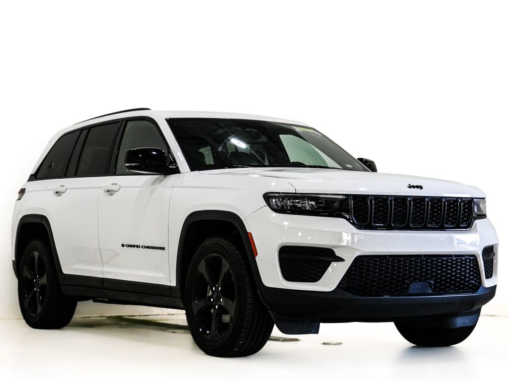 Used 2023 Jeep Grand Cherokee Altitude X SUV