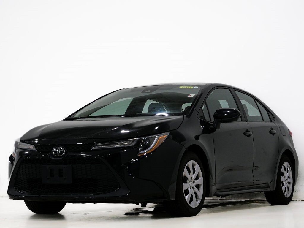 2022 Toyota Corolla LE photo 3