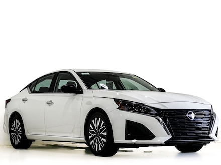 2025 Nissan Altima 2.5 SV Sedan