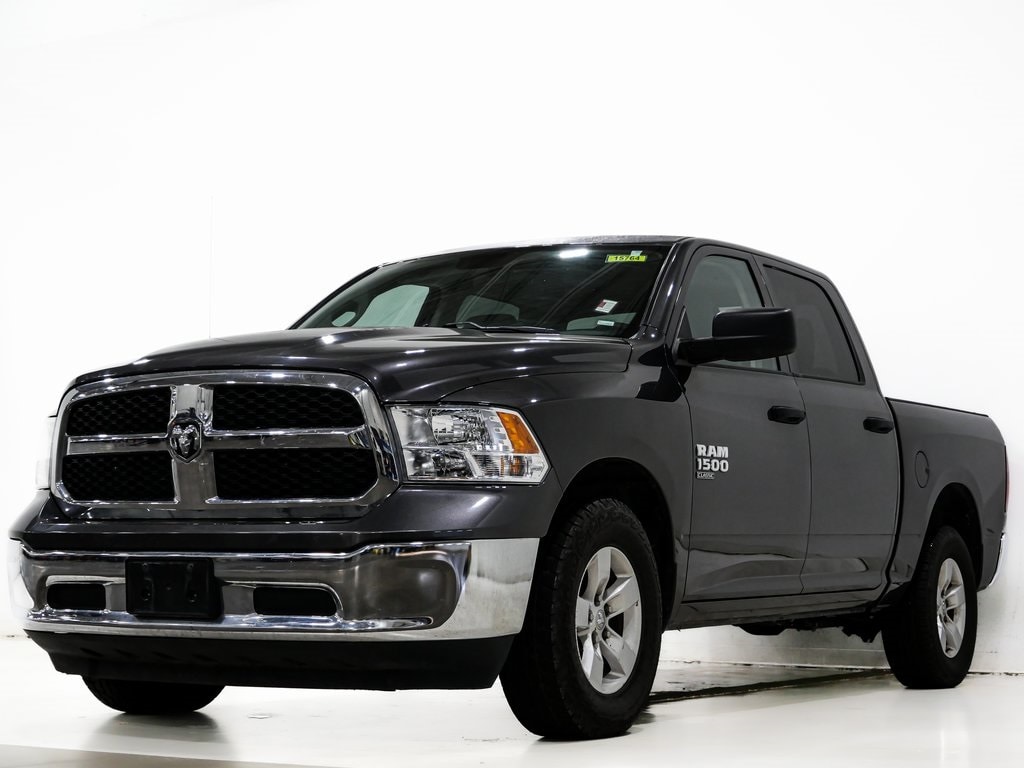 Used 2022 Ram 1500 Classic SLT Crew Cab