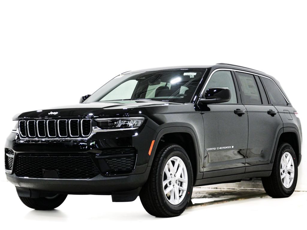 New 2026 Jeep Grand Cherokee LAREDO X 4X4 Sport Utility