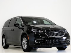 2026 Chrysler Pacifica SELECT AWD Passenger Van