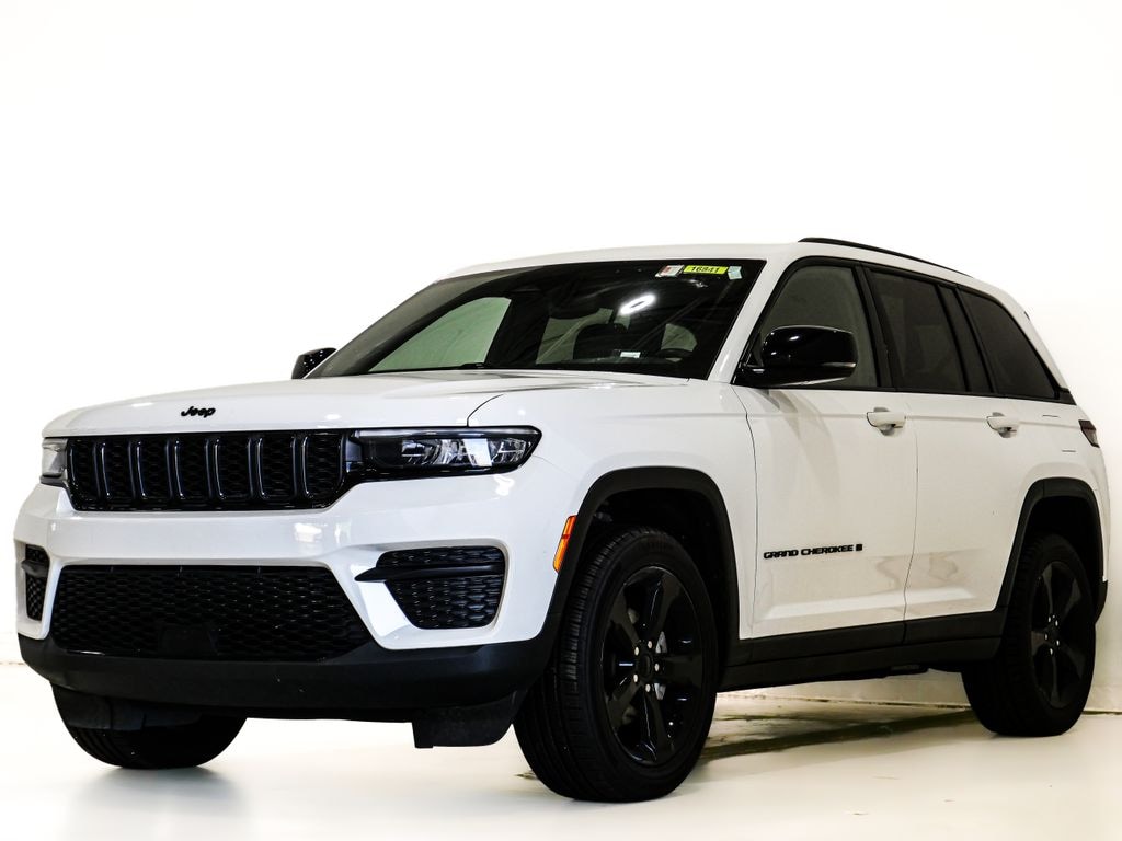 Used 2023 Jeep Grand Cherokee Altitude X SUV