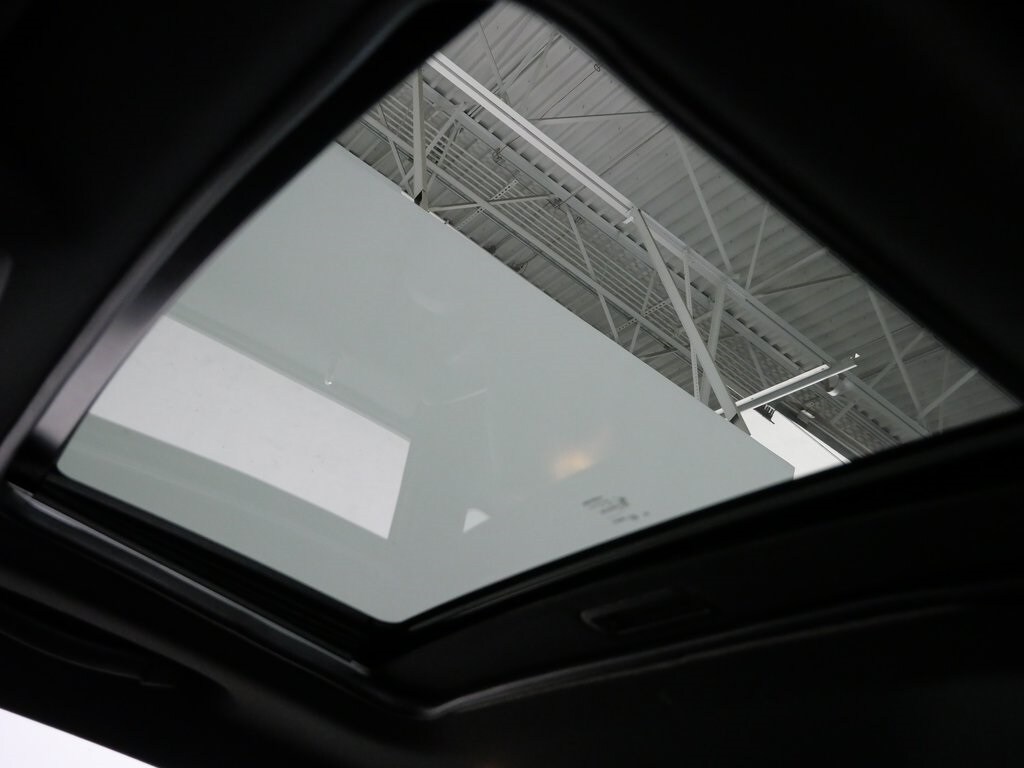 2022 Dodge Challenger GT Plus photo 4