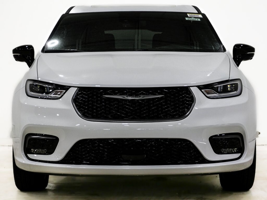 New 2026 Chrysler Pacifica SELECT AWD Passenger Van