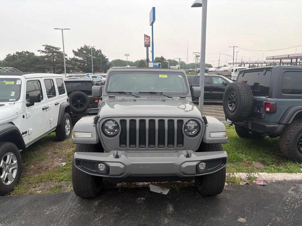 Used 2022 Jeep Wrangler Unlimited Sahara High Altitude SUV