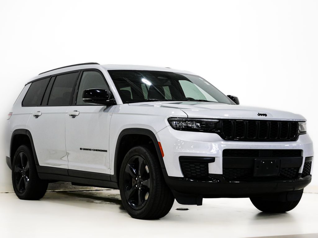 2022 Jeep Grand Cherokee L Altitude 4x4's photo